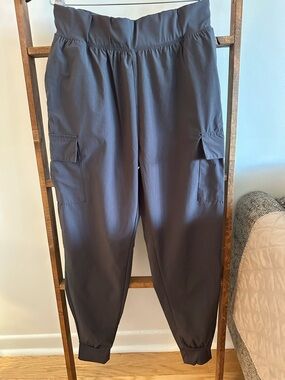 Women’s Hiking Cargo pants in Gray